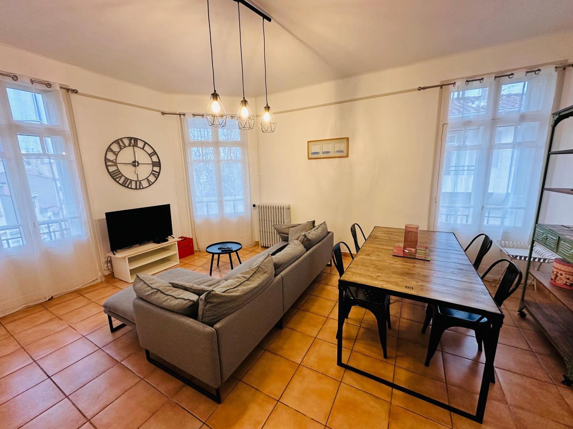Appartement Lumineux Et Spacieux 2 Chambres Avec Parking Gratuit Dans La Rue Perpignan Ngoại thất bức ảnh